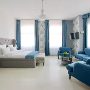 premium-apartments-by-hi5-astoria-square.inbudapesthotels.com/