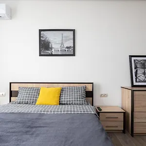 069 Near Airport In A New Building Апартаменты Киев